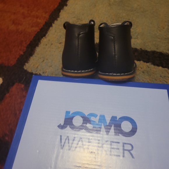 Shoes - Picture 5 of 6